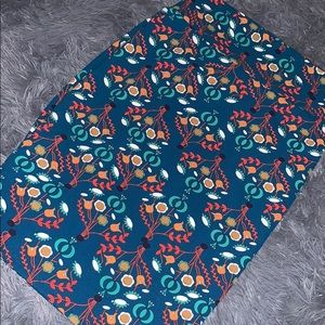 High waisted floral skirt